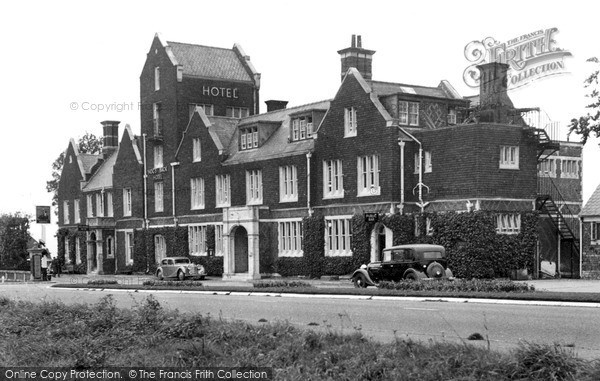 Photo of Seale, Hogs Back Hotel c.1955