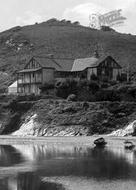 1920, Seaton