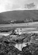 Ladies On The Sands 1920, Seaton