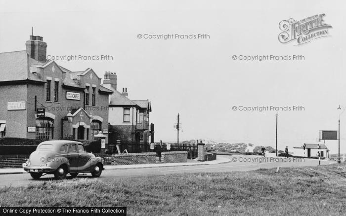 Photo of Seaton Sluice, Beach Corner c.1955