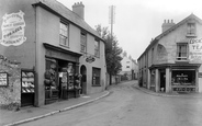 The Square 1922, Seaton