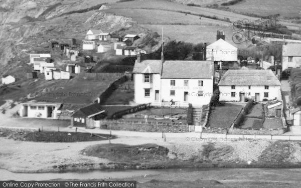 Photo of Seatown, The Village c.1950