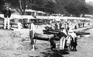 Families On The Beach 1913, Seaview