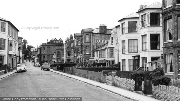 Photo of Seaview, High Street c.1960