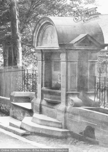 Photo of Sedbergh, Finkle Street, The Fountain 1903