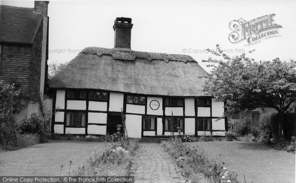 Photo of Sedlescombe, The Old Thatch c.1960