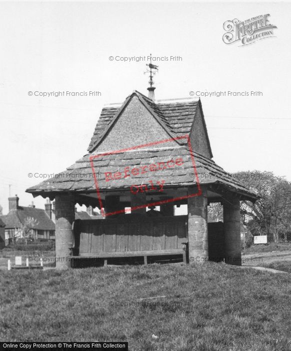 Photo of Sedlescombe, The Village Pump c.1955