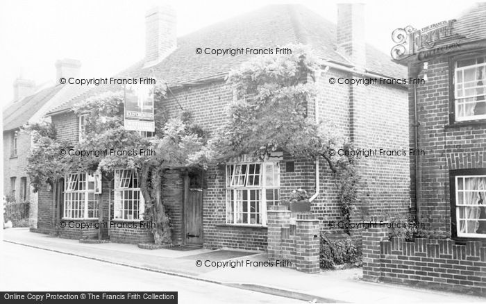 Photo of Seer Green, The Jolly Cricketers c.1960