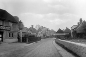 Selborne Arms 1928, Selborne