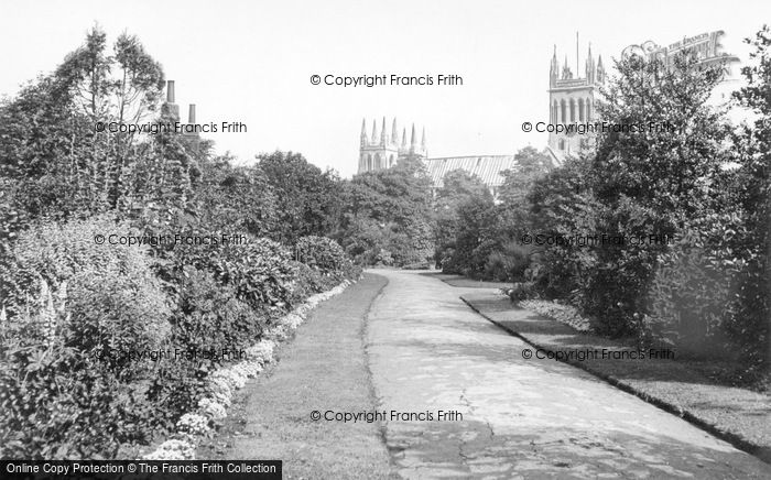 Photo of Selby, Abbey And Park c.1955