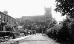 St James' Church c.1960, Selby