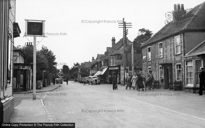 Photo of Selsey, High Street c.1950