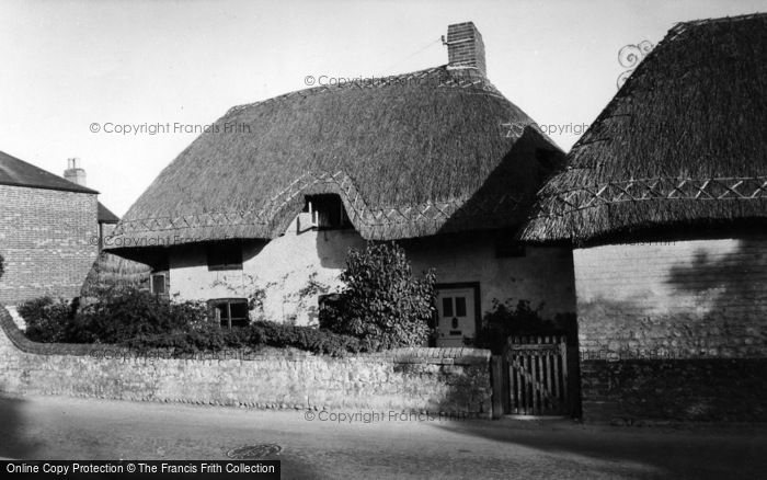Photo of Selsey, Iron Latch Cottage c.1960