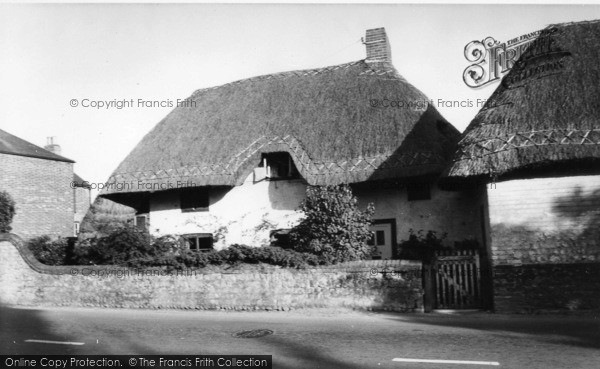 Photo of Selsey, Iron Latch Cottage,  High Street c.1960