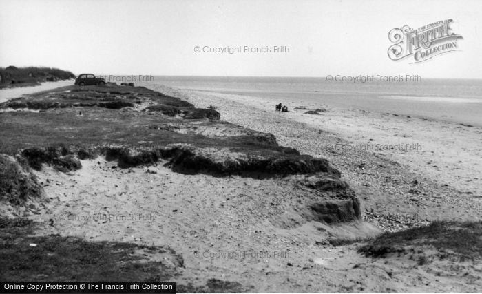Photo of Selsey, Main Beach c.1955
