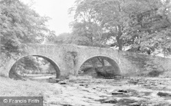 Llwyncyntefin Bridge c.1955, Sennybridge