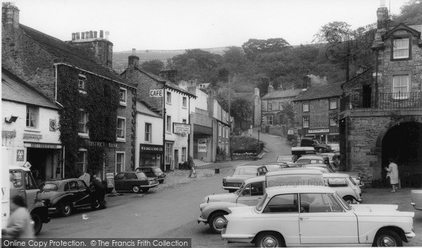 Photo of Settle, Market Square c.1965