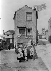 Street In Upper Settle 1924, Settle