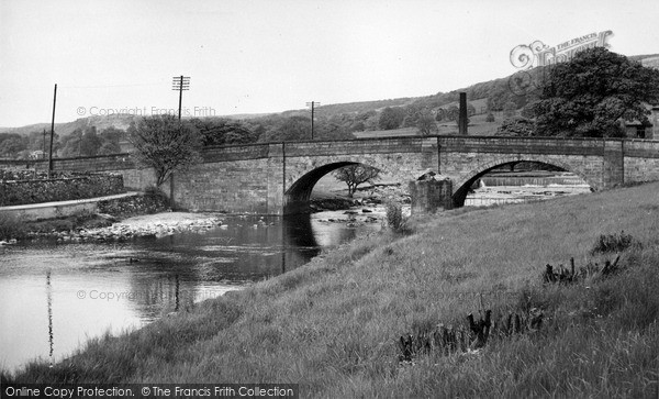 Photo of Settle, The Ribble Bridge c.1960