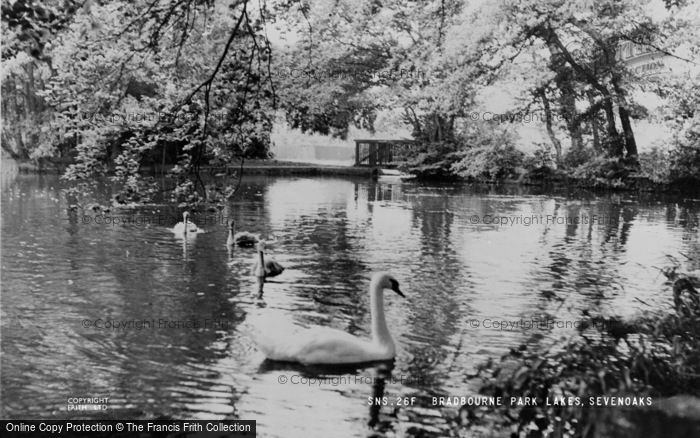 Photo of Sevenoaks, Bradbourne Park Lakes c.1955