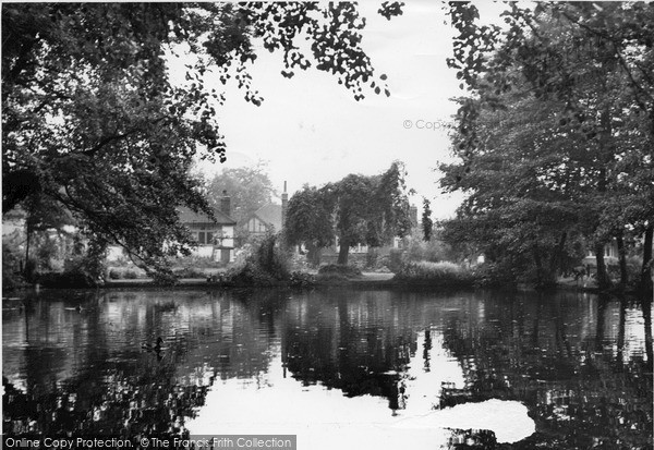 Photo of Sevenoaks, Bradbourne Park Lakes c.1955