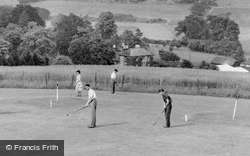 Woodlands Holiday Camp, Playing Golf c.1955, Sevenoaks
