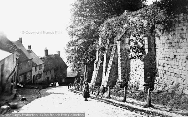 Photo of Shaftesbury, Gold Hill 1902