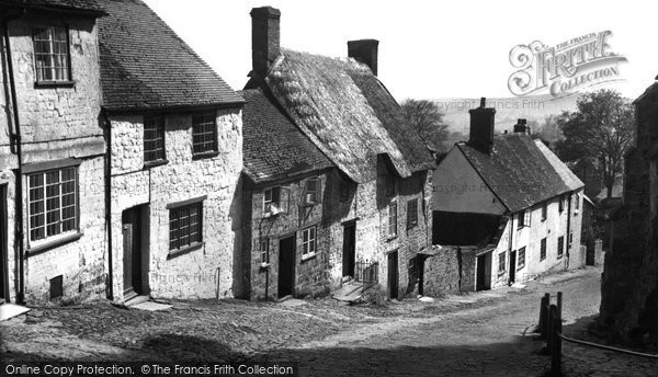 Photo of Shaftesbury, Gold Hill c.1955