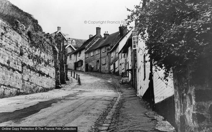 Photo of Shaftesbury, Gold Hill c.1965