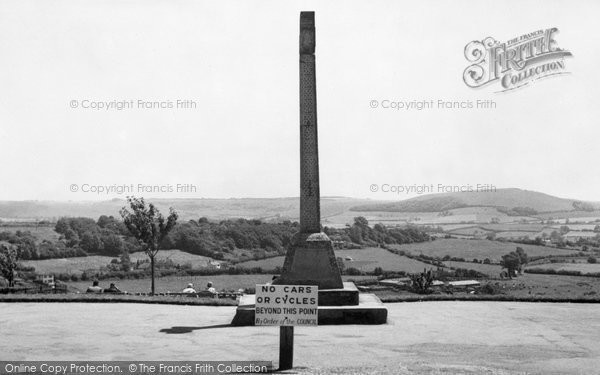 Photo of Shaftesbury, The War Memorial, Park Walk c.1965