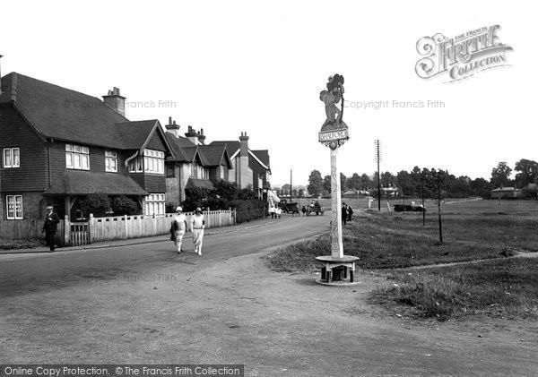 Photo of Shalford, Village Sign 1925