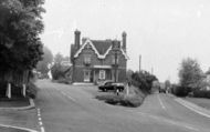 The Fagge Arms Inn c.1960, Shalmsford Street