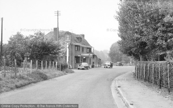 Photo of Shalmsford Street, The George Inn c.1960