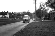 Bus 1932, Shamley Green