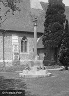 War Memorial 1939, Shamley Green