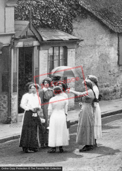 Photo of Shanklin, Ladies In The Old Village 1913
