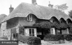Thatched Cottage c.1950, Shanklin