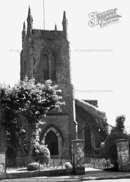 Photo of Sheerness, Holy Trinity Parish Church c.1960