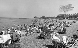 Marine Parade Beach c.1955, Sheerness
