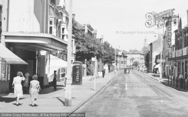 Photo of Sheerness, The Broadway c.1960