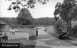 Bowling Green And Tennis Courts, Graves Park c.1955, Sheffield