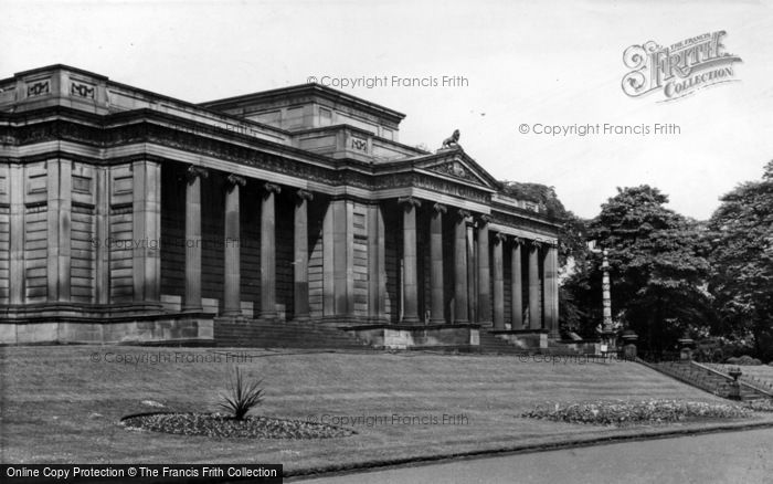 Photo of Sheffield, Mappin Art Gallery, Weston Park c.1955