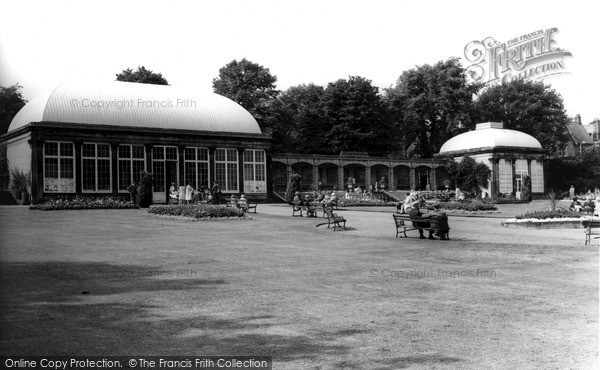 Photo of Sheffield, The Aviary, Botanical Gardens c.1965