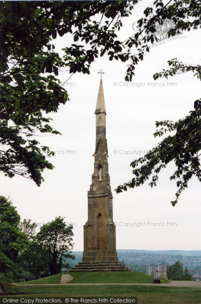 Photo of Sheffield, The Cholera Monument 2005