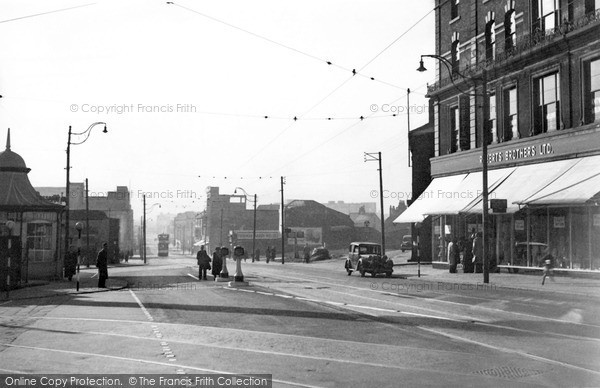 Photo of Sheffield, The Moorhead c.1950