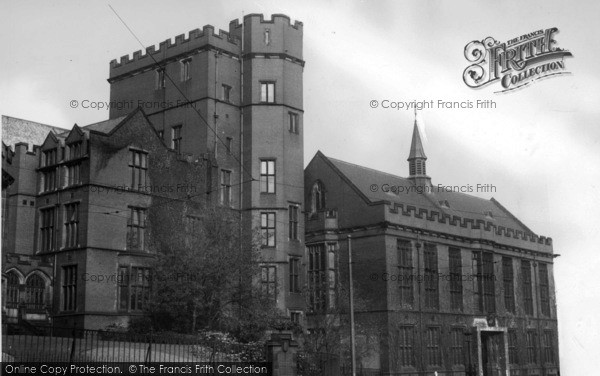 Photo of Sheffield, The University c.1955