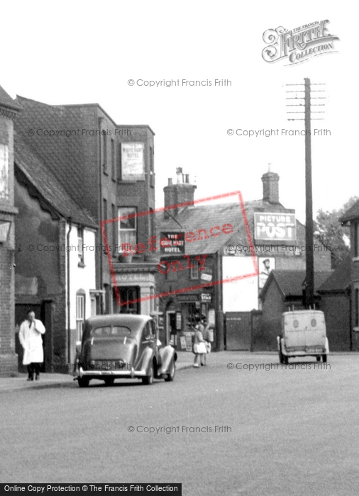 Photo of Shefford, The White Hart Hotel 1951