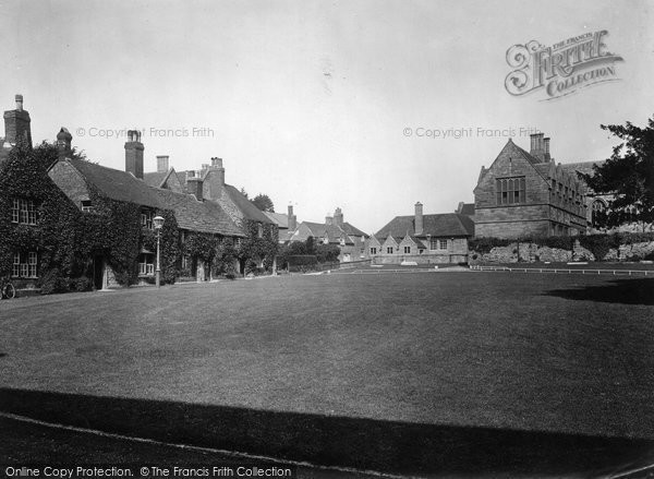 Photo of Sherborne, Abbey Close 1924