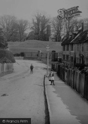 Castleton Road, Children 1892, Sherborne