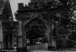 Kings School Gateway 1895, Sherborne